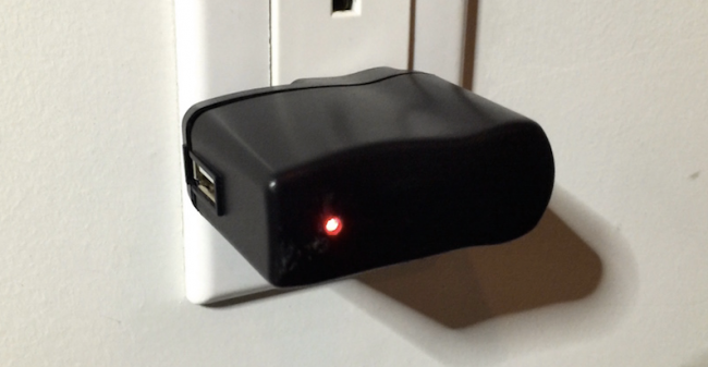 Ce faux chargeur de téléphone peut enregistrer chaque touche que vous tapez sur votre clavier