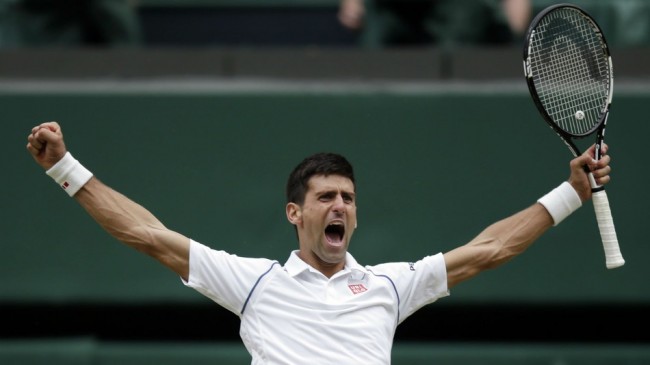 Novak Djokovic bat Roger Federer et remporte son 3e titre de Wimbledon