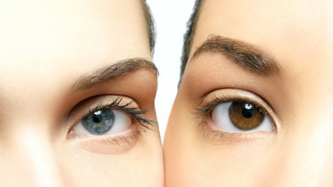 Un traitement au laser qui transforme des yeux marrons en bleus