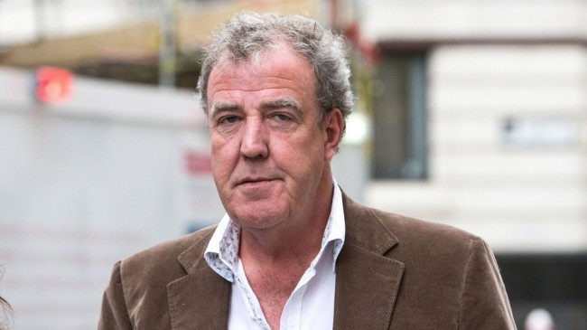 La BBC suspend le présentateur de Top Gear Jeremy Clarkson après une dispute avec son producteur